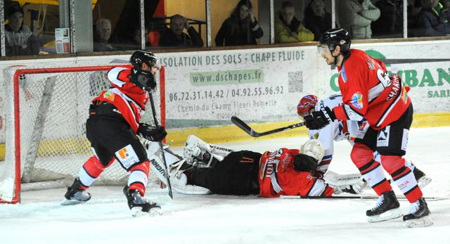 Briançon  9 - 4 Lyon