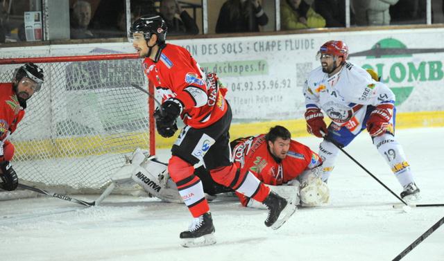 Briançon  9 - 4 Lyon