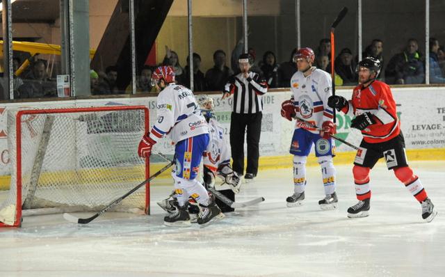 Briançon  9 - 4 Lyon