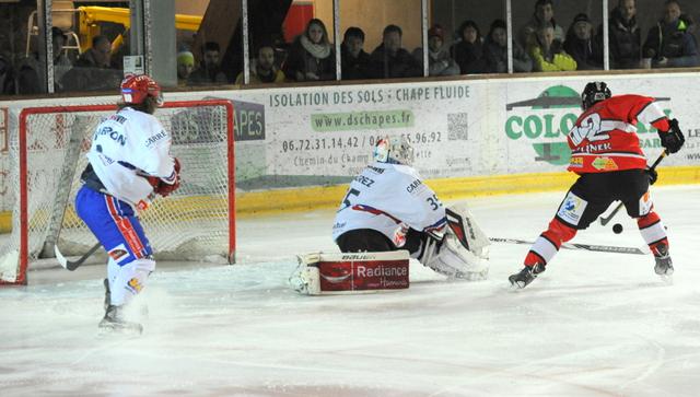 Briançon  9 - 4 Lyon