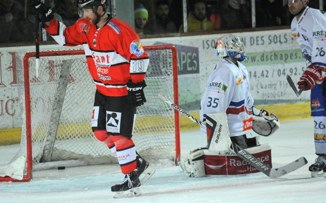 Briançon  9 - 4 Lyon