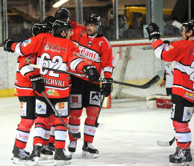 Briançon  9 - 4 Lyon