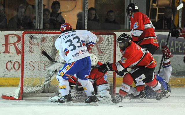 Briançon  9 - 4 Lyon