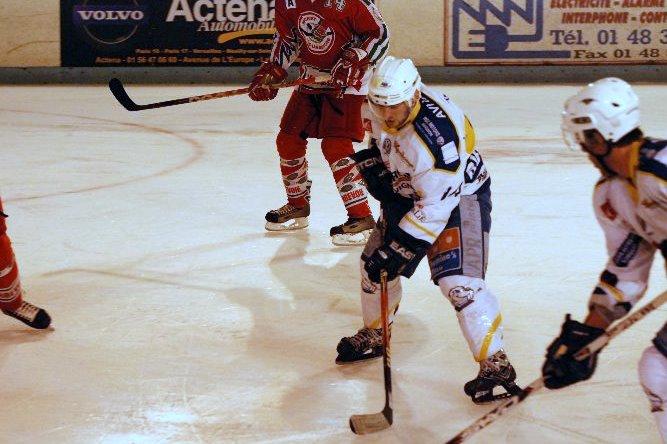 Courbevoie  3 - 5 Avignon
