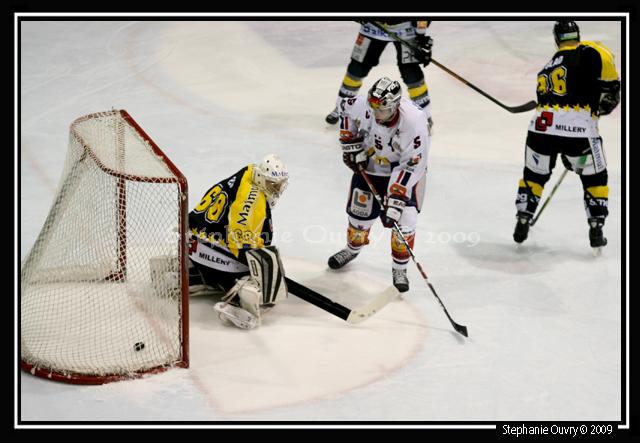 Rouen 4 - 3 Grenoble 