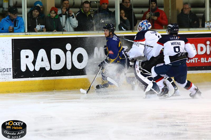 Chamonix  3 - 4 Angers 