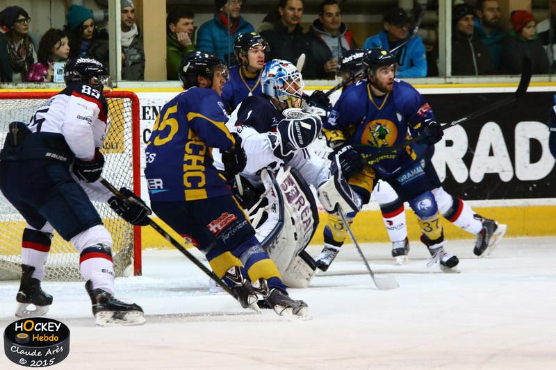 Chamonix  3 - 4 Angers 