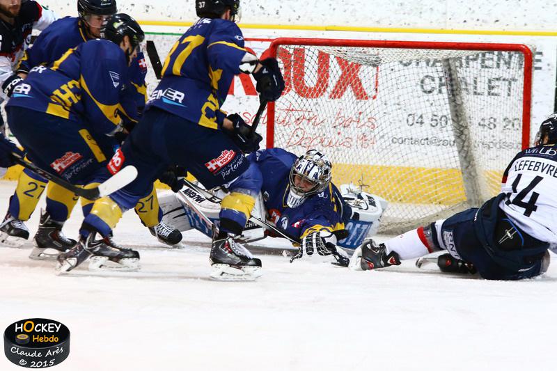 Chamonix  3 - 4 Angers 