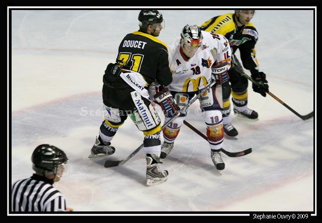 Rouen 4 - 3 Grenoble 
