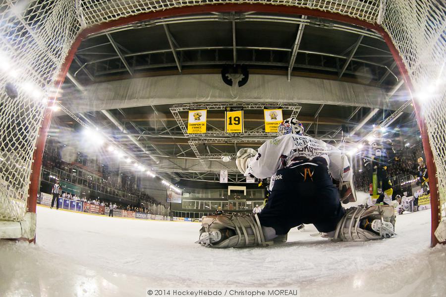 Strasbourg  4 - 5 Grenoble 