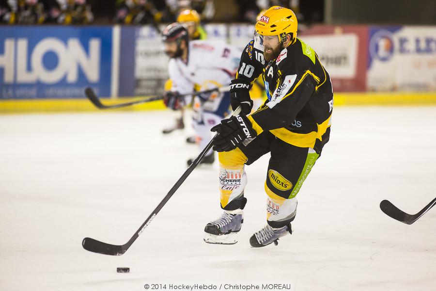Strasbourg  4 - 5 Grenoble 