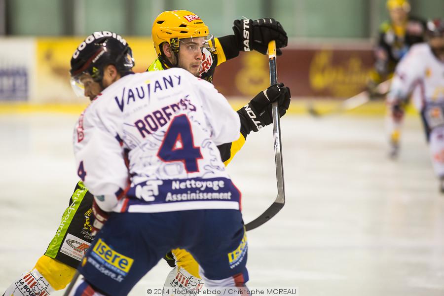Strasbourg  4 - 5 Grenoble 