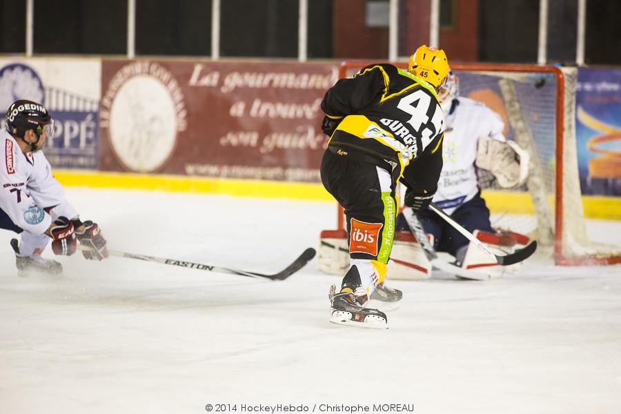 Strasbourg  4 - 5 Grenoble 