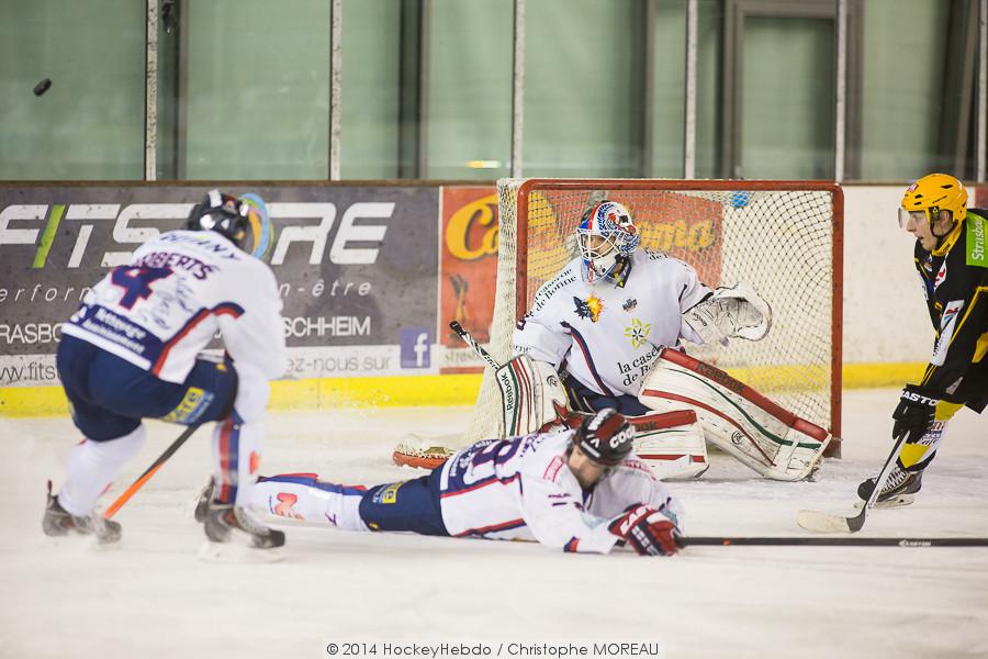Strasbourg  4 - 5 Grenoble 
