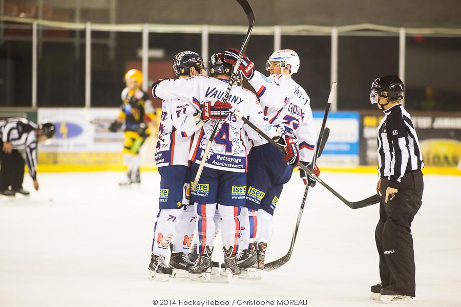 Strasbourg  4 - 5 Grenoble 