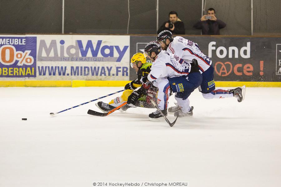 Strasbourg  4 - 5 Grenoble 