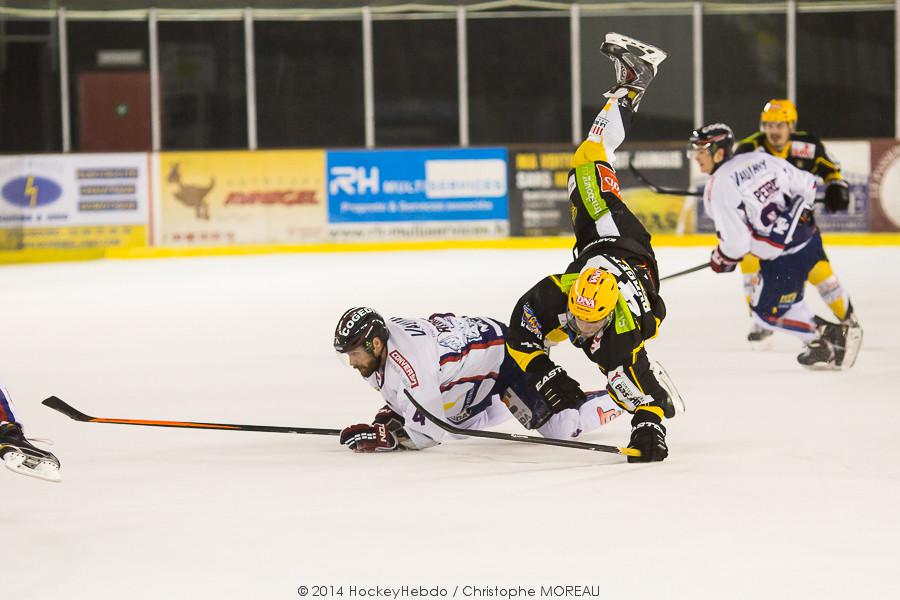 Strasbourg  4 - 5 Grenoble 