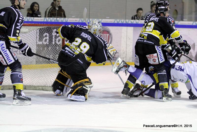 Rouen 3 - 2 Chamonix 