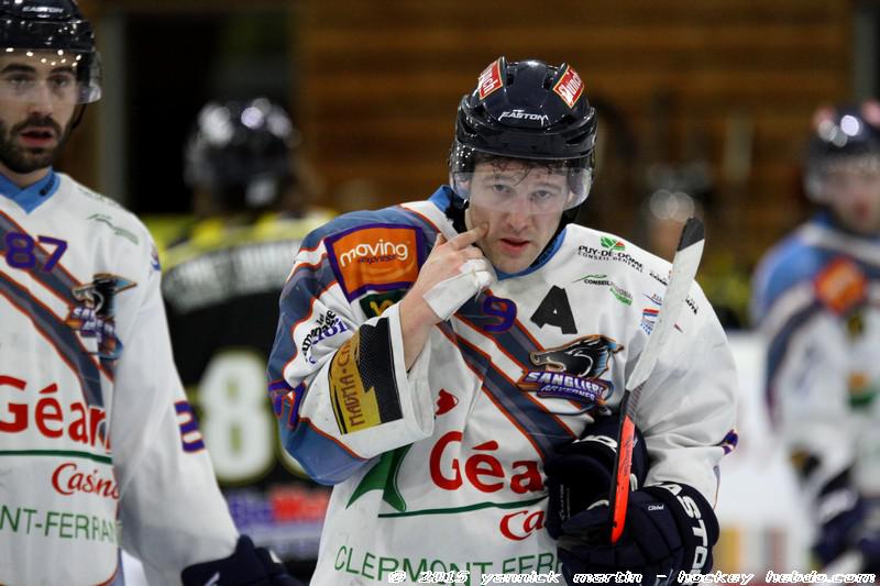 Roanne 3 - 5 Clermont-Ferrand