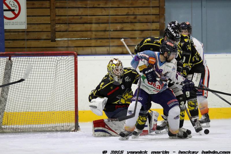Roanne 3 - 5 Clermont-Ferrand