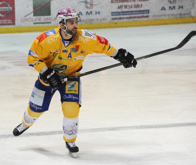 Briançon  6 - 3 Dijon 