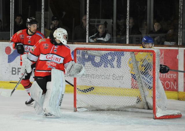 Briançon  6 - 3 Dijon 