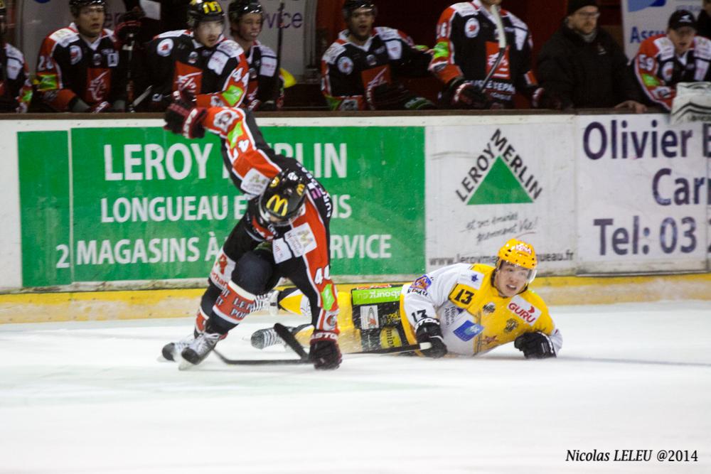 Amiens  1 - 2 Strasbourg 
