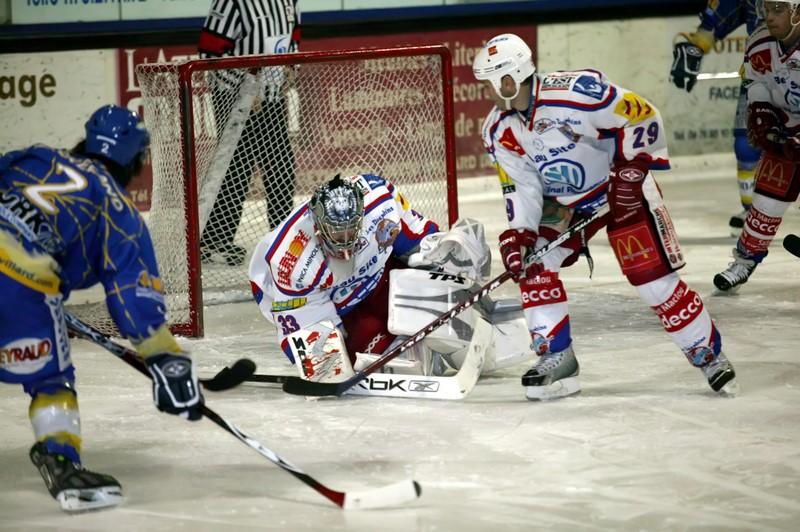 Villard-de-Lans 0 - 1 Epinal 