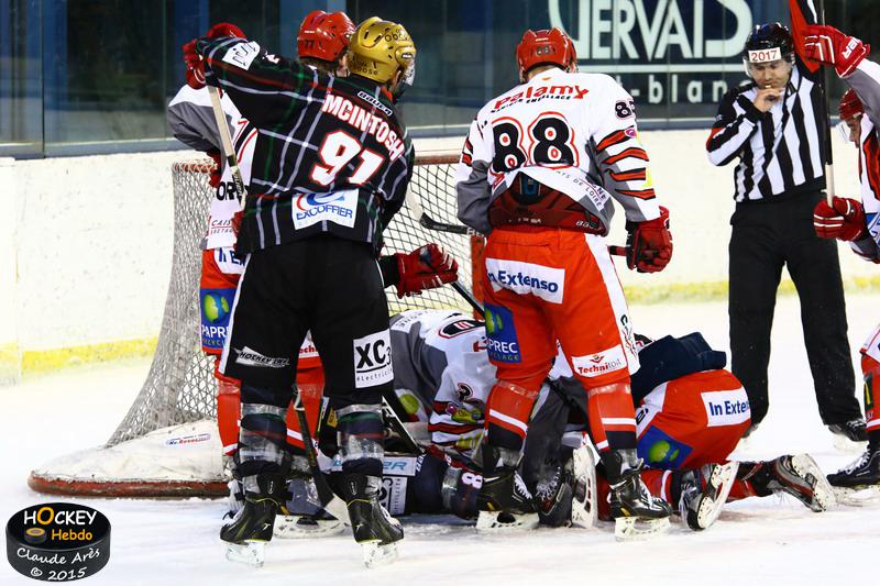 Mont-Blanc 0 - 6 Cholet 