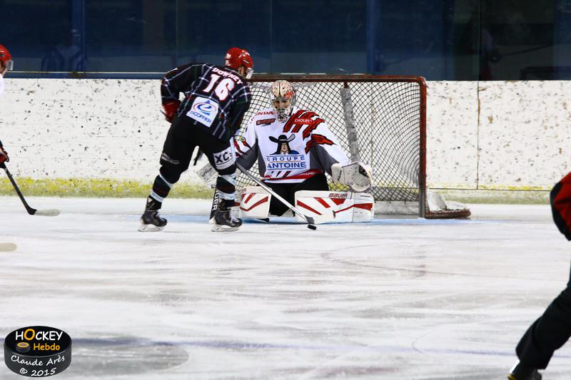Mont-Blanc 0 - 6 Cholet 