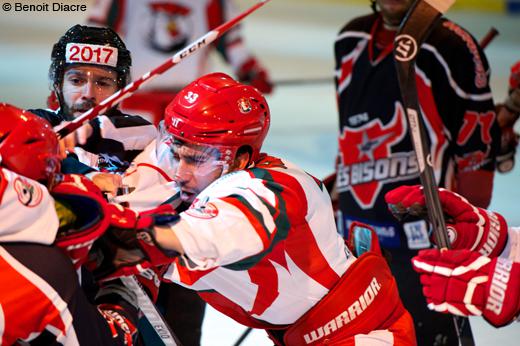 Neuilly/Marne 5 - 2 Courbevoie 