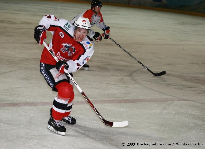 Briançon  2 - 0 Tours 
