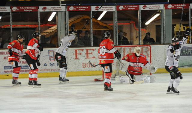Briançon  9 - 5 Brest 