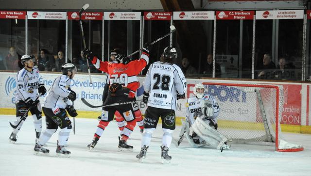Briançon  9 - 5 Brest 