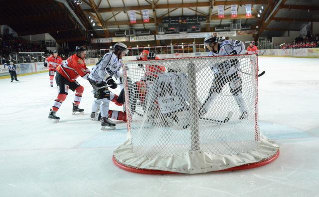 Briançon  9 - 5 Brest 