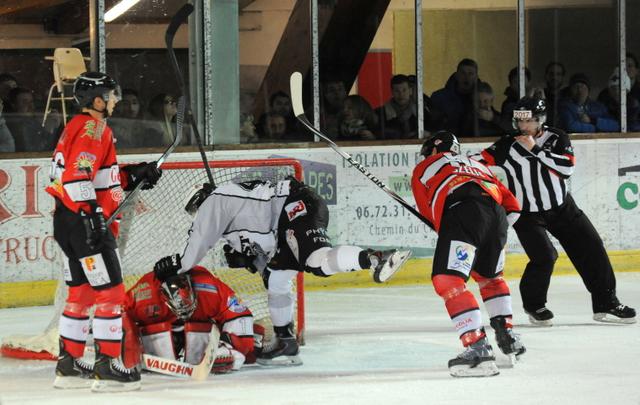 Briançon  3 - 2 Brest 