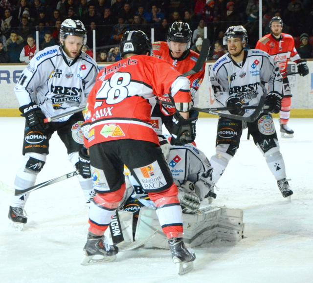 Briançon  3 - 2 Brest 