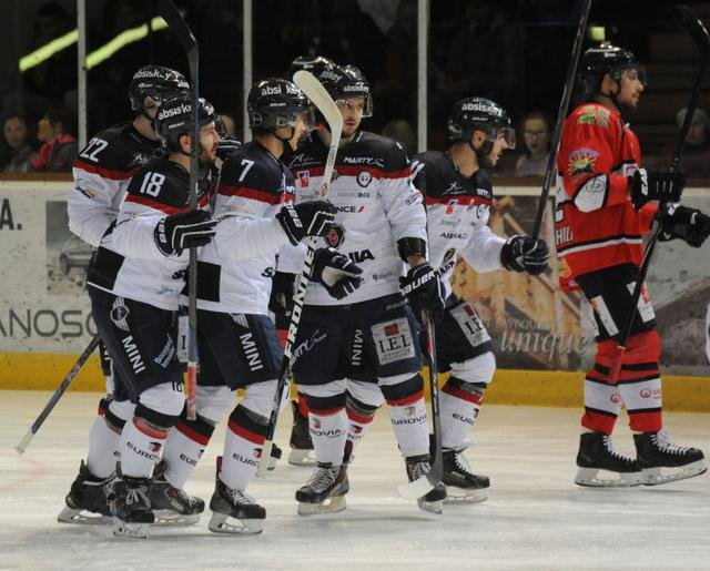 Photo hockey match Briançon  - Angers  le 03/03/2015