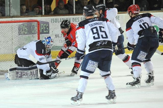 Photo hockey match Briançon  - Angers  le 03/03/2015