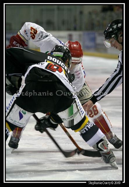 Rouen 3 - 5 Morzine-Avoriaz
