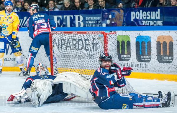 Grenoble  2 - 3 Dijon 