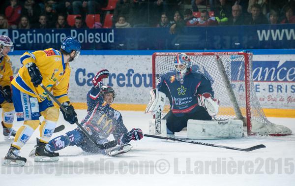 Grenoble  2 - 3 Dijon 