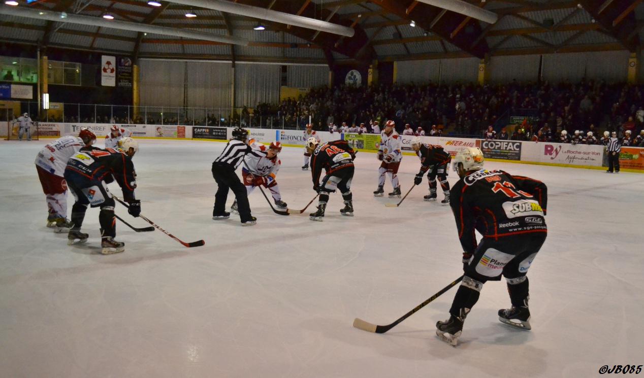 La Roche-sur-Yon 3 - 0 Annecy