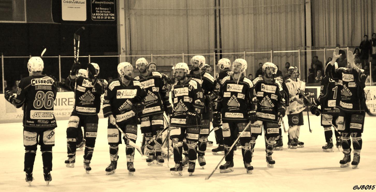 La Roche-sur-Yon 3 - 0 Annecy