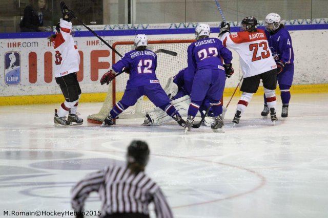 Photo hockey reportage Mondial Féminin - La France un peu courte.