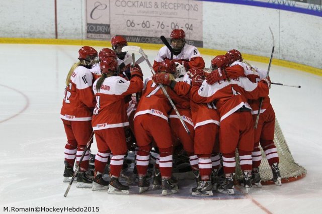 Photo hockey reportage Mondial Féminin : Les Bleues se parent de bronze.