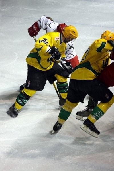Viry-Châtillon 3 - 7 Cergy-Pontoise