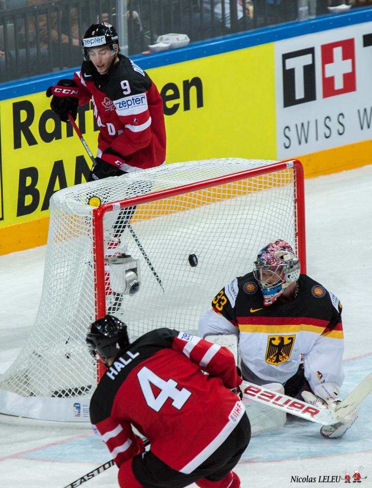 Canada 10 - 0 Germany