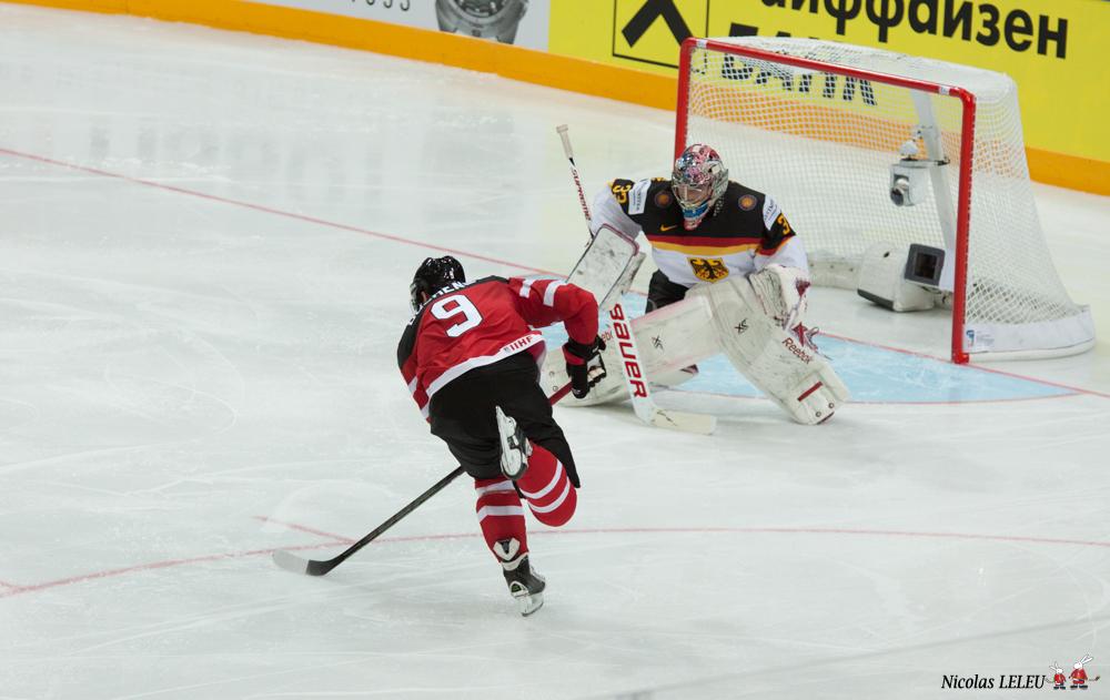 Canada 10 - 0 Germany