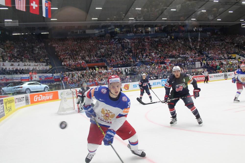 Russia 2 - 4 United States of America